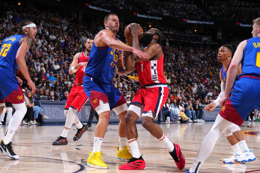 低调而致命 低调而致命